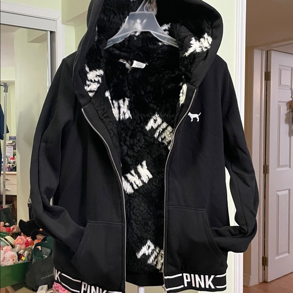 Victoria Secret PINK Hoodies with Plush Lining. - Picture 15 of 16